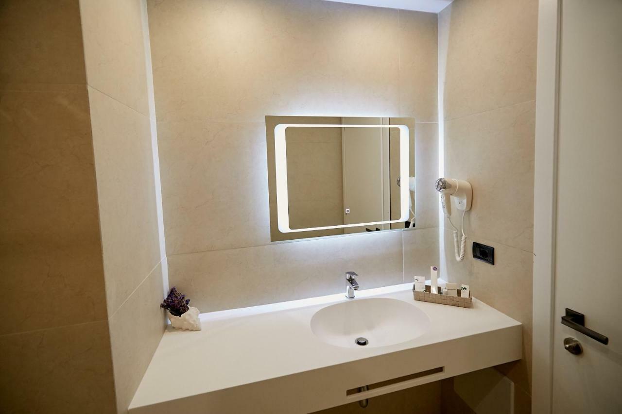 Eter Hotel โกเลม ห้อง รูปภาพ